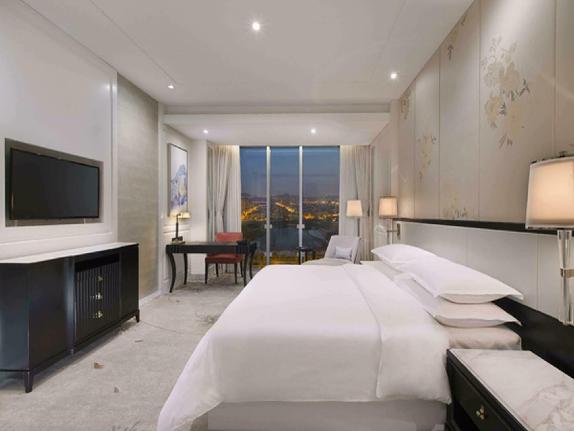 Sheraton Qingdao Licang Hotel Eksteriør billede